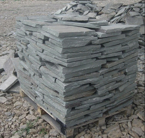 Kamenclub.ru: Песчаник пластушка серо-зеленый (1,5 см)  купить в Севастополе плитняк - пластушка серо-зеленый, серый, зеленый пластушка рваная ландшафтная колотая 10200 руб/м3   фото КАМЕНЬ КЛУБ