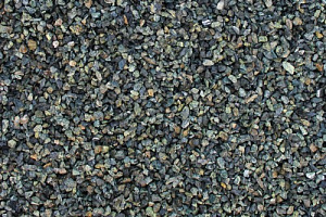 Kamenclub.ru: Щебень крошка зеленый (змеевик) фр. 3-5 мм  купить в Севастополе камень змеевик зеленый, салатовый светло-зеленый мраморная каменная декоративная крошка 9000 руб/т   фото КАМЕНЬ КЛУБ