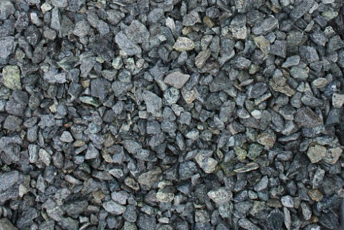 Kamenclub.ru: Щебень крошка зеленый (змеевик) фр. 40-70 мм.  купить в Севастополе мрамор змеевик зеленый, салатовый щебень декоративный 8000 руб/т   фото КАМЕНЬ КЛУБ