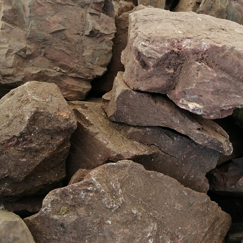 фото Яшма красная  (фр. 70-100 мм)  купить в Севастополе в интернет-портале КАМЕНЬ КЛУБ