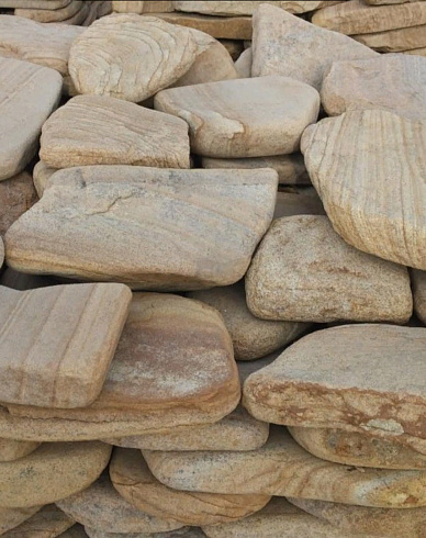 Kamenclub.ru: Песчаник пластушка галтованный желтый с рисунком (3 см)  купить в Севастополе плитняк - пластушка желтый песчаник 21000 руб/м3   фото КАМЕНЬ КЛУБ