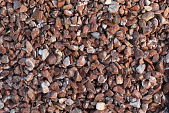 Kamenclub.ru: Мраморная крошка (щебень галтованный розовый) фр.40-70 мм.  купить в Севастополе мрамор розовый, красный галтовка мраморная щебня 15000 руб/т   фото КАМЕНЬ КЛУБ