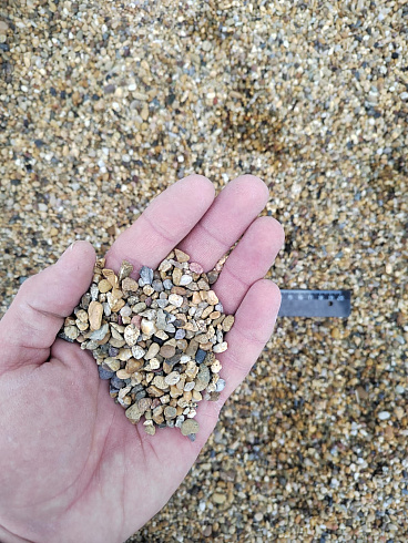 Галька речная окат (рыжая) фр.3-5 мм купить в Севастополе 