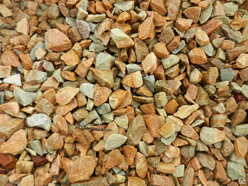 Kamenclub.ru: Щебень крошка желтый (ЗЛАТОЛИТ) фр. 3-5 мм.  купить в Севастополе златолит золотистый, бежевый, желтый мрамор 12 000 руб/т   фото КАМЕНЬ КЛУБ