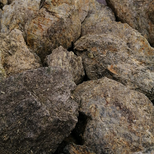 фото Змеевик салатовый  (фр. 70-100 мм)  купить в Севастополе в интернет-портале КАМЕНЬ КЛУБ