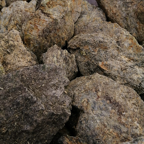 фото Змеевик салатовый  (фр. 70-100 мм)  купить в Севастополе в интернет-портале КАМЕНЬ КЛУБ