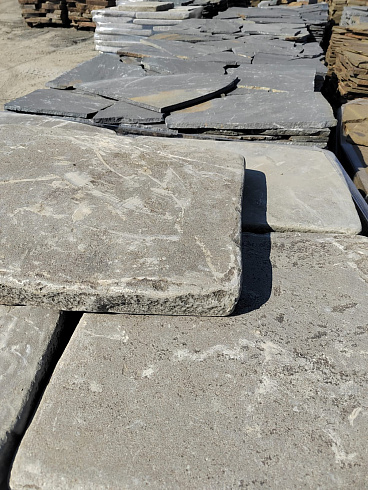 Kamenclub.ru: Песчаник галтованный для облицовки (фр. 2-5 см)  купить в Севастополе песчник рыжий желтый серый песчаник окатанный речной 6 000 руб/т   фото КАМЕНЬ КЛУБ