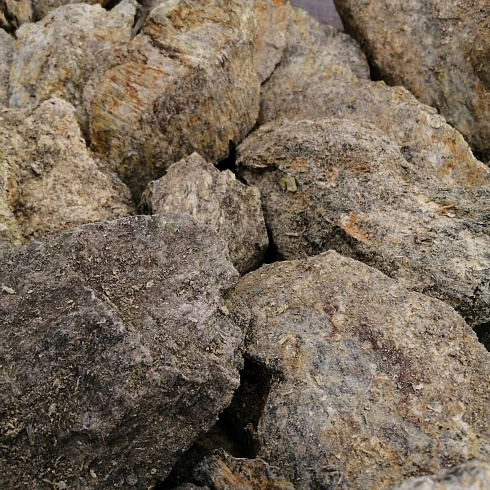 фото Змеевик салатовый  (фр. 70-100 мм)  купить в Севастополе в интернет-портале КАМЕНЬ КЛУБ