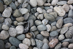 Kamenclub.ru: Галька речная окат (ассорти) фр. 50-100 мм. купить  в Севастополе галька природная округлая серая белая черная серая коричневая синяя галька речная окатанная округлая 6200 руб/т   фото КАМЕНЬ КЛУБ