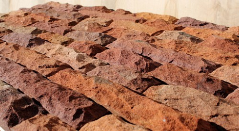 Kamenclub.ru: Песчаник (красный дракон) art PSK-5-03  купить в Севастополе    3350 руб/кв.м   фото КАМЕНЬ КЛУБ