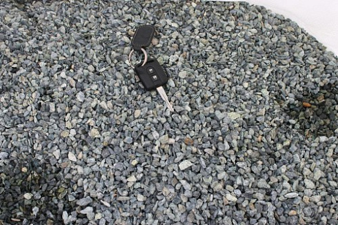 Kamenclub.ru: Щебень крошка зеленый (змеевик) фр. 5-10 мм  купить в Севастополе змеевик зеленый, салатовый ландшафтный декоративный щебень крошка 7 200 руб/т   фото КАМЕНЬ КЛУБ