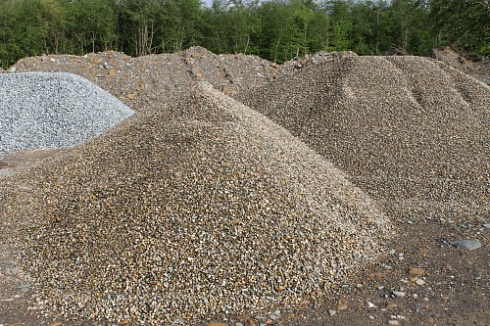 Kamenclub.ru: Галька окат (серо-желтая) фр.10-20 мм. купить  в Севастополе галька серо-желтая, рыжая, серый речная окатанная округлая галька 5000 руб/т   фото КАМЕНЬ КЛУБ