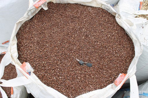 Kamenclub.ru: Мраморная крошка (щебень крошка розовый) фр. 5-10 мм.  купить в Севастополе мрамор розовый, красный щебень колотый ландшафтный декоративный  11000 руб/т   фото КАМЕНЬ КЛУБ