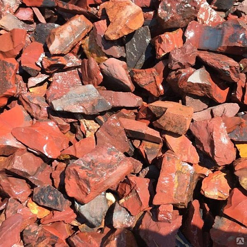 Kamenclub.ru: Щебень крошка красный (ЯШМА) фр. 5-10 мм.  купить в Севастополе крошка каменная яшмы красный, бордовый, темно-красный декоративная крошка ландшафтная каменная яшмоидная 8500 руб/т   фото КАМЕНЬ КЛУБ